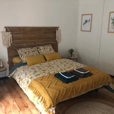 Le Moulin De Bouzigue Bed and Breakfast